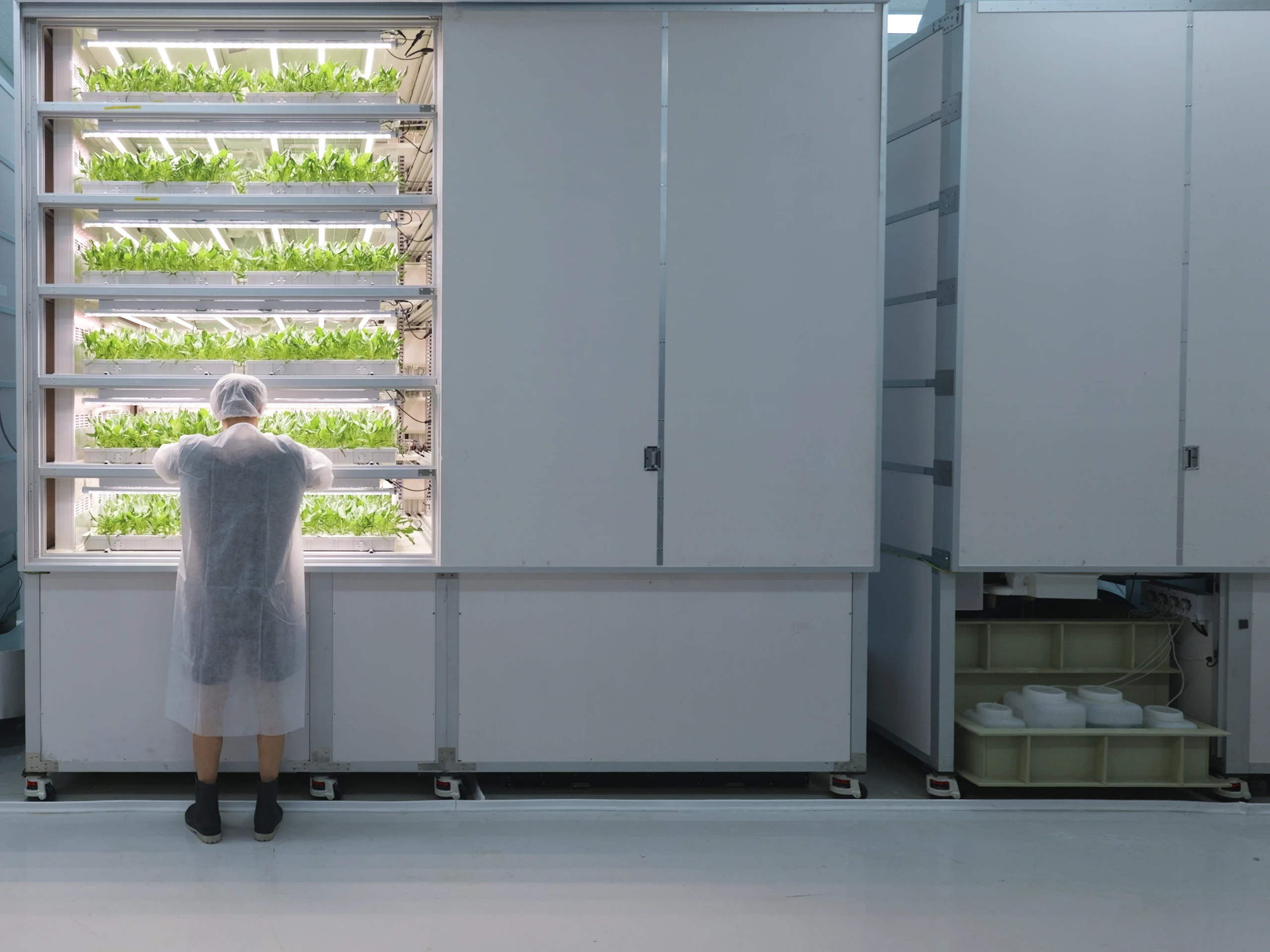 Farm360 facility scale
